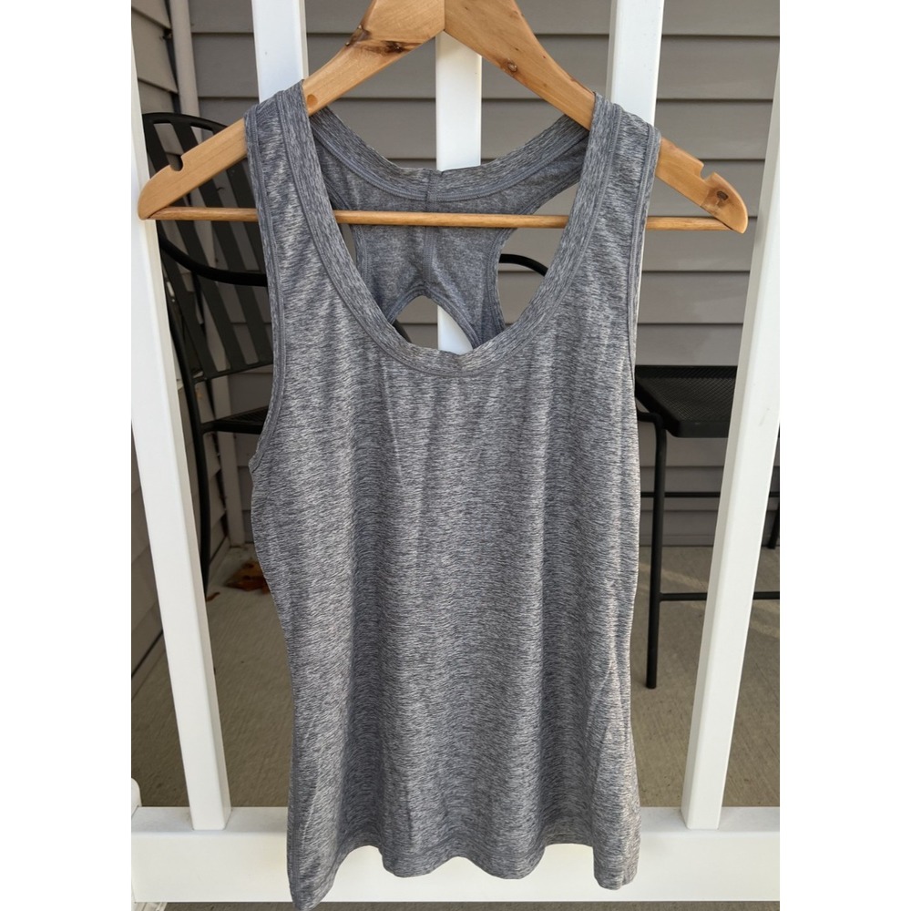 Athleta Women's Medium Heathered Gray MEDIUM Nitro Tank Top Racerback Scoop Neck
